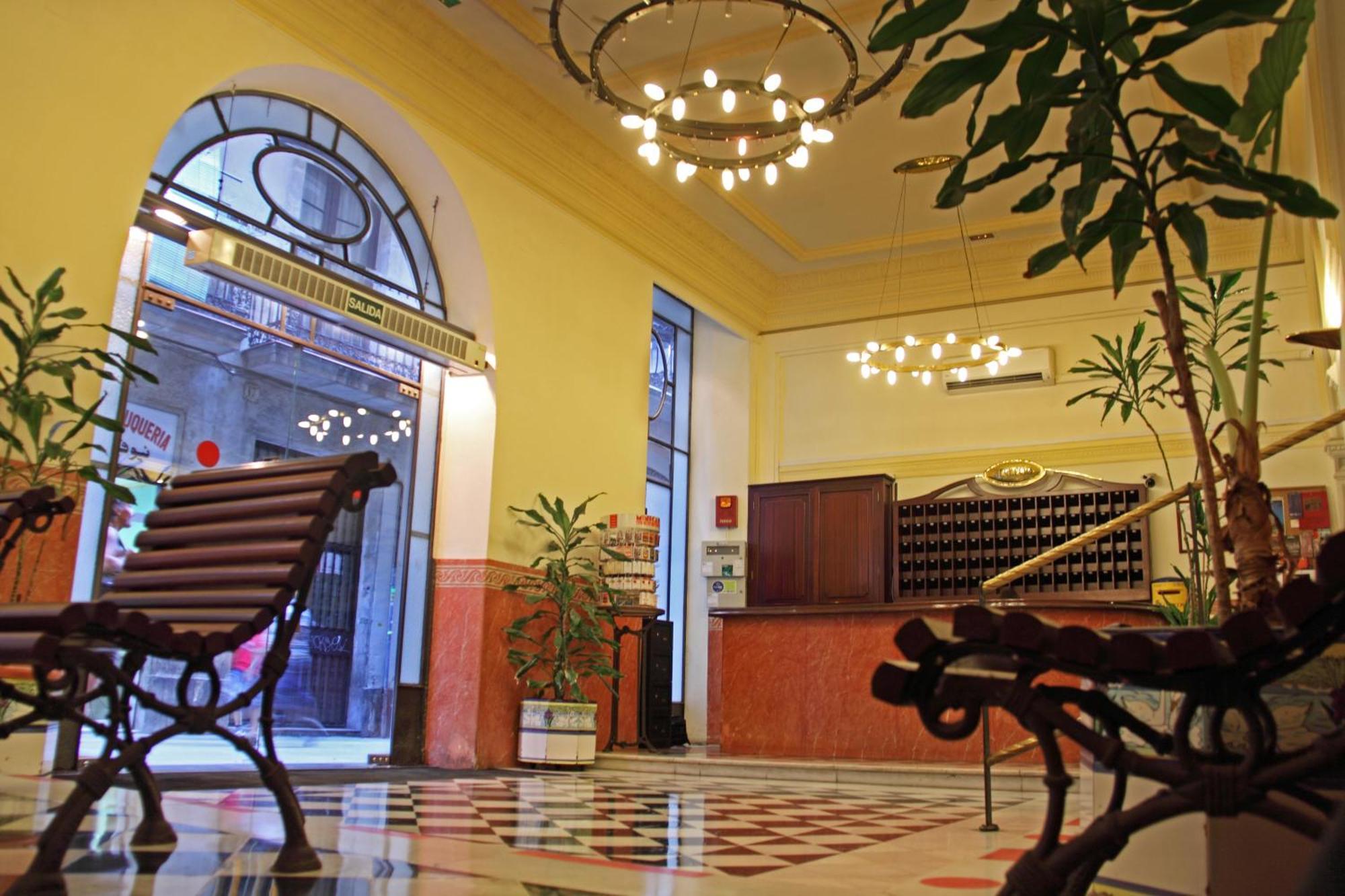 ברצלונה Hotel Peninsular מראה חיצוני תמונה